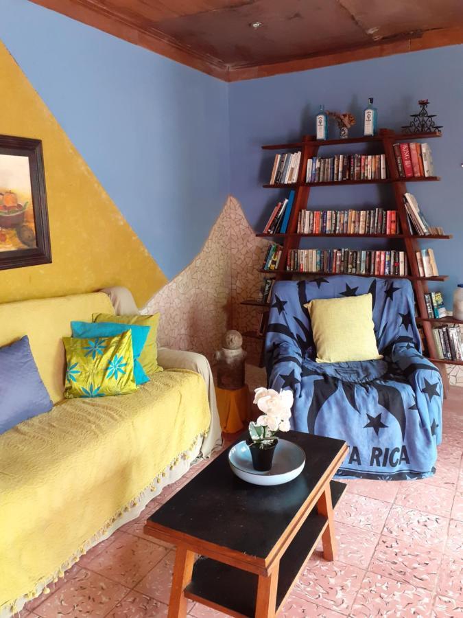 Montana Linda Guest House Orosi Ngoại thất bức ảnh